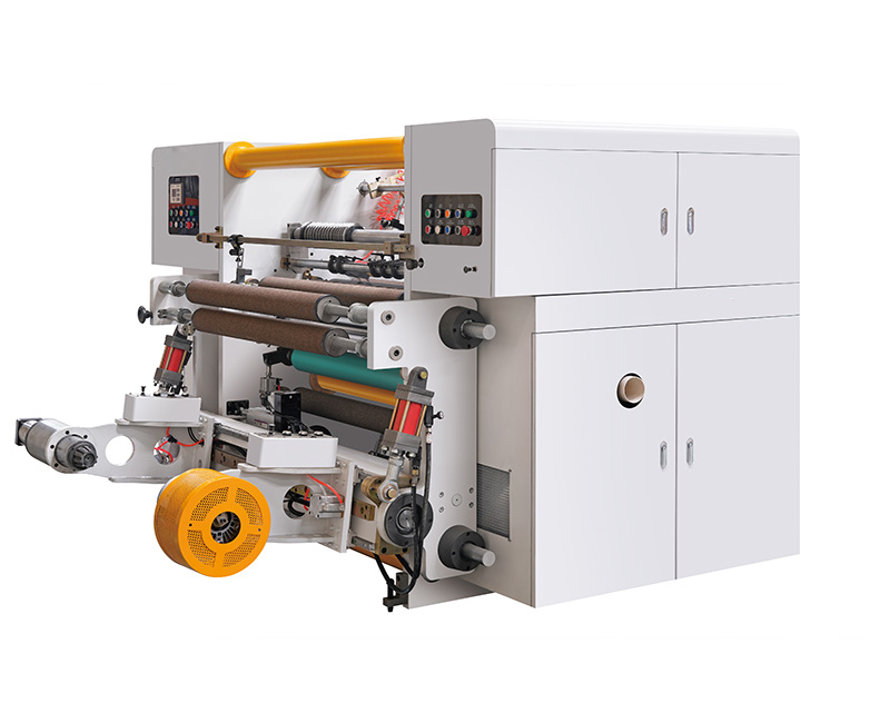 Компютъризирана високоскоростна машина за рязане и пренавиване